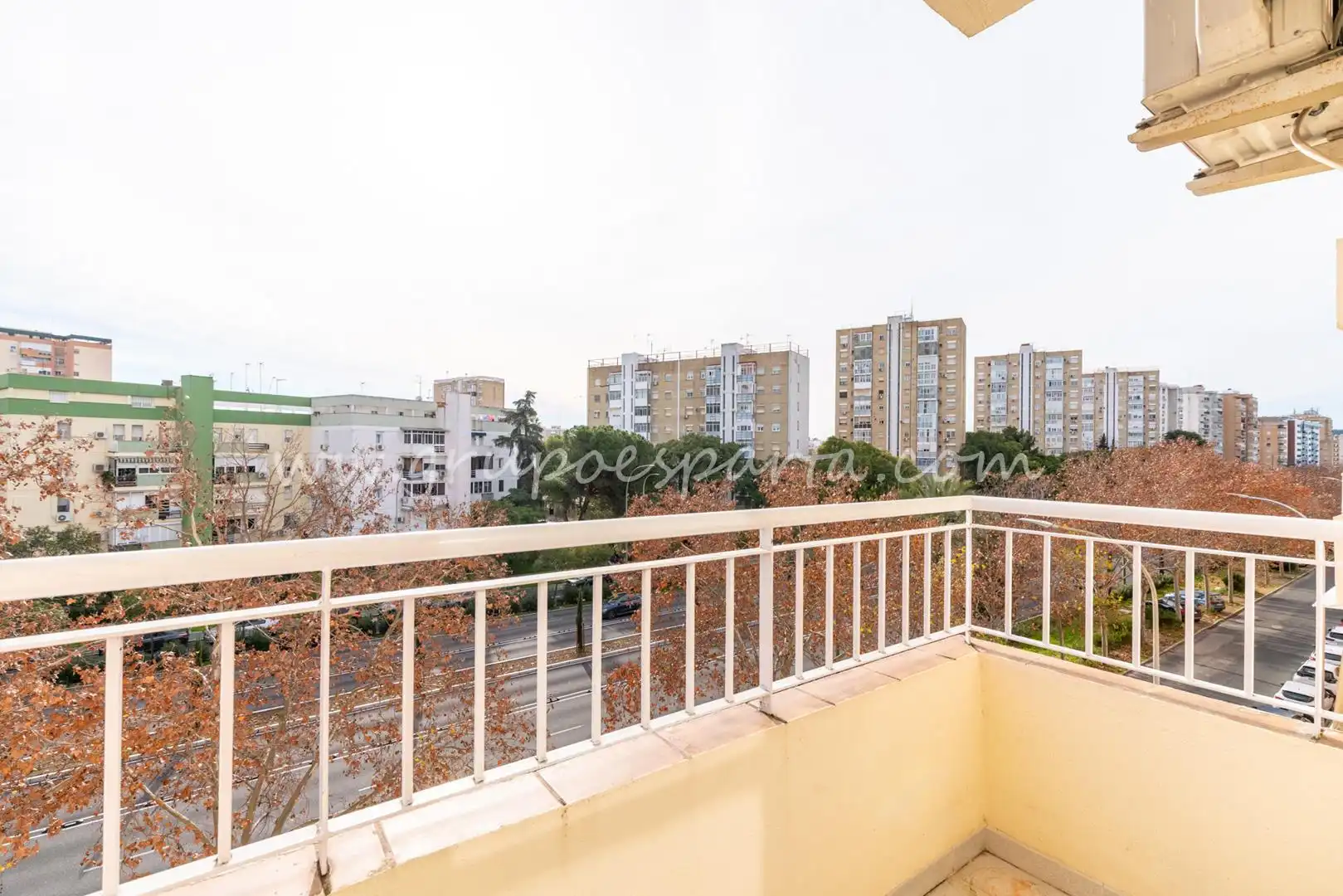 Balcony of Flat for sale in Sevilla  with Air Conditioner and Balcony