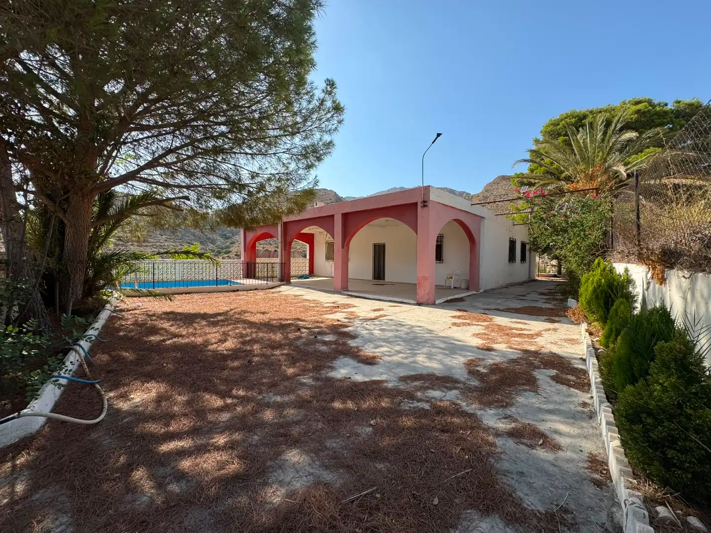 Vista exterior de Casa o xalet en venda en Crevillent amb Moblat