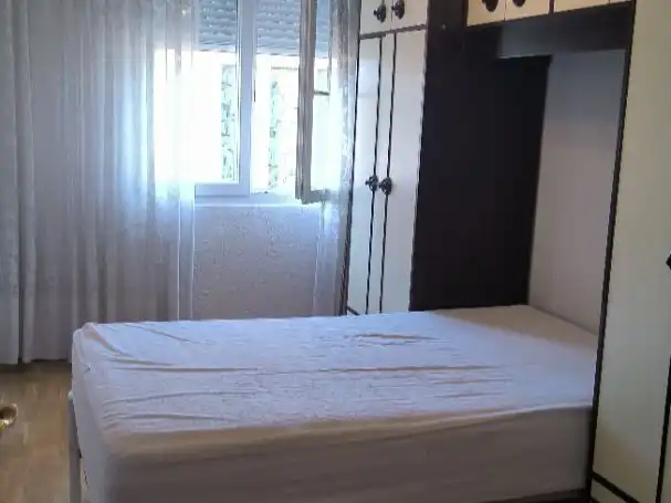 Dormitori de Pis de lloguer en El Ejido - Santa Ana
