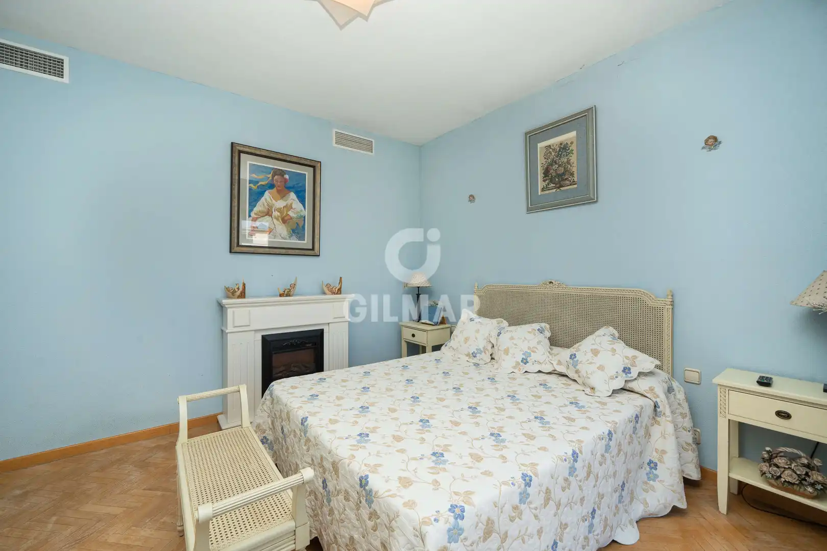 Bedroom of Detached homes for sale in Madrid  with Heating, Private garden and Swimming Pool