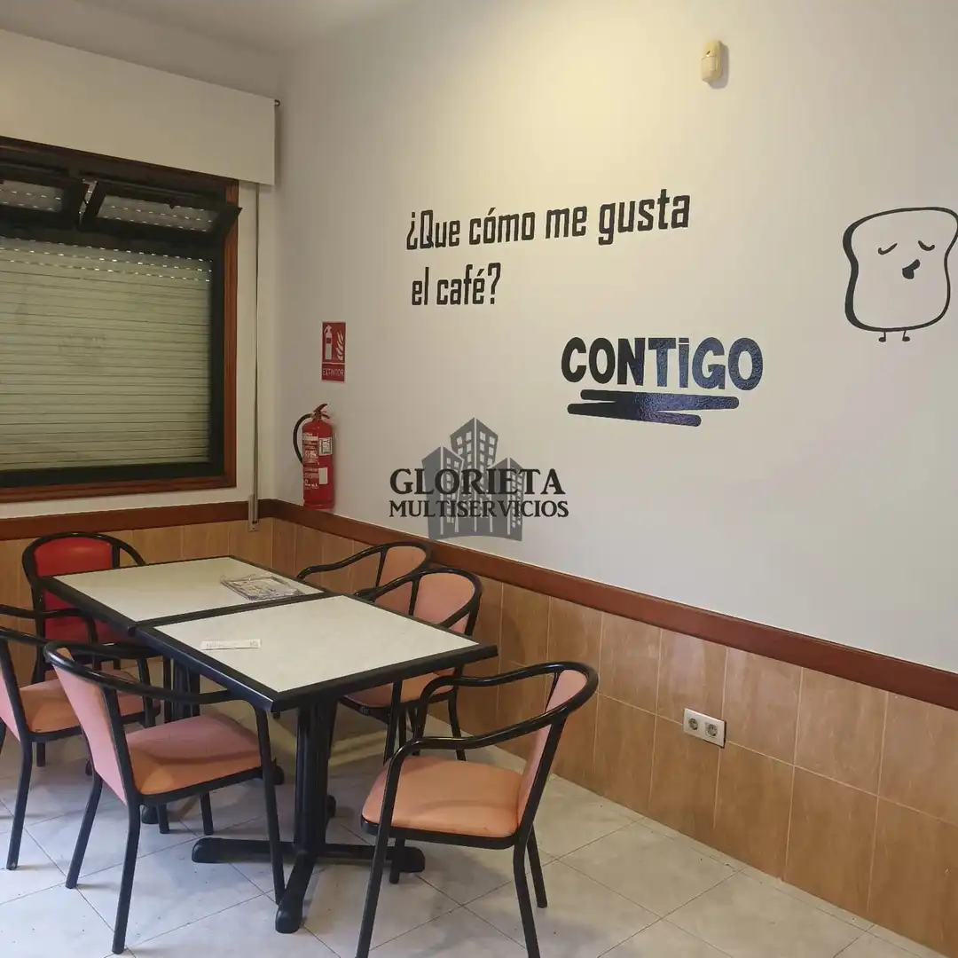Local en venda en Marín amb Moblat i Alarma