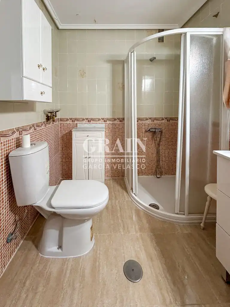 Flat with terrace for sale in Feria, imagen 12