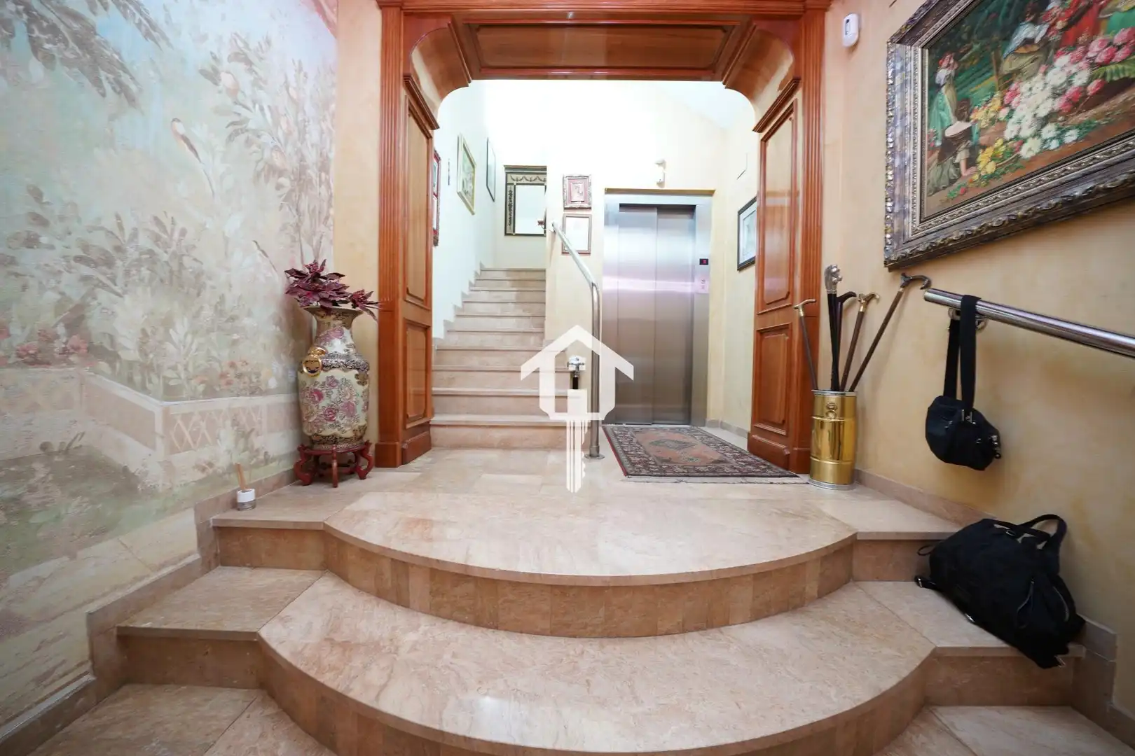 Gebäude zum Verkauf in Alicante / Alacant