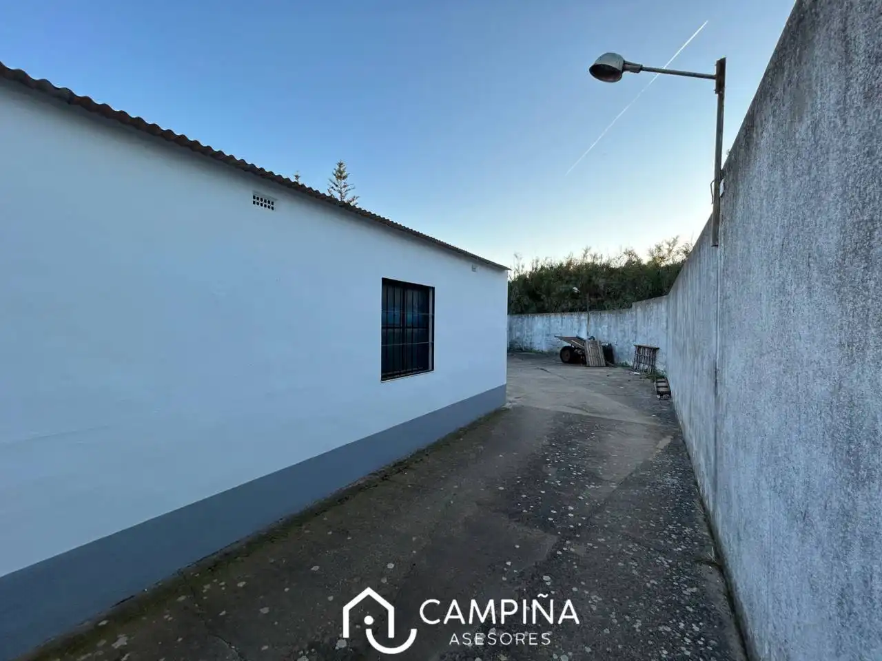 Vista exterior de Garaje en venta en Beas
