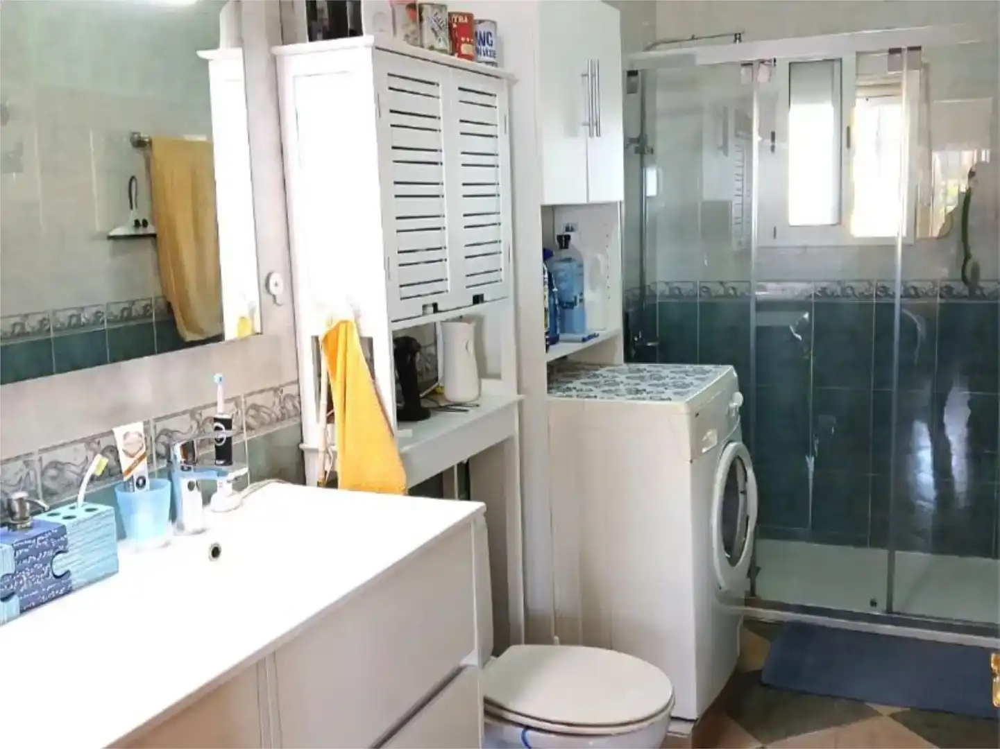 Baño de Piso en venta en Vélez-Málaga con Piscina y Balcón