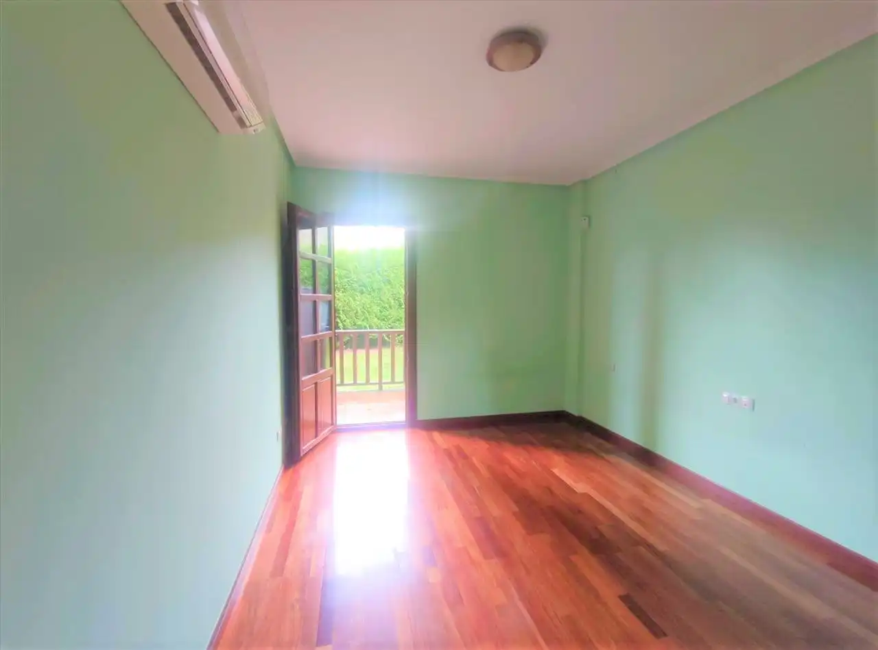 Piso en venta en Lobios