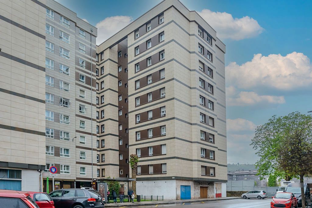 Vista exterior de Piso en venta en Gijón 
