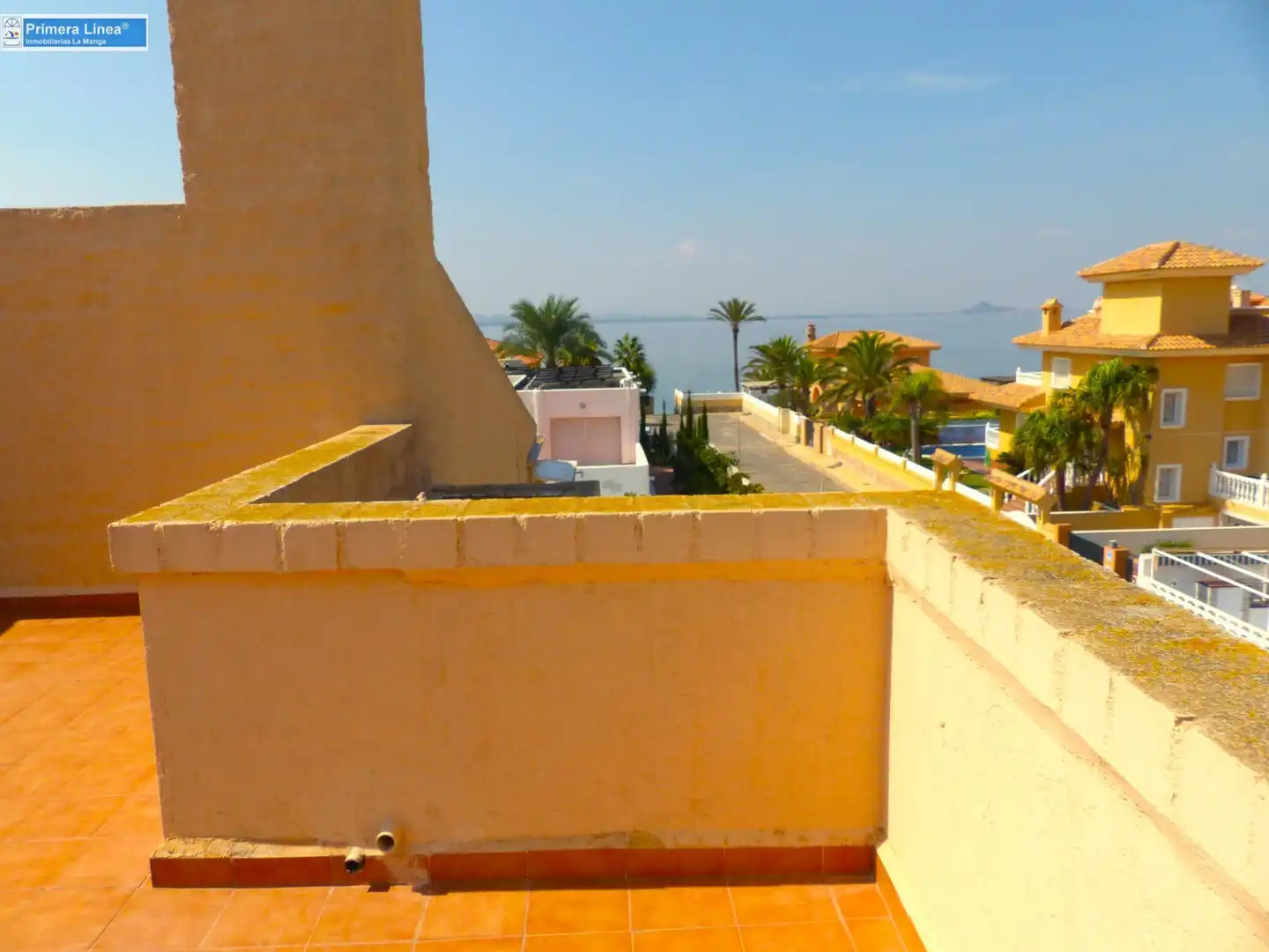 Vista exterior de Casa o chalet en venta en La Manga del Mar Menor con Jardín privado, Terraza y Trastero