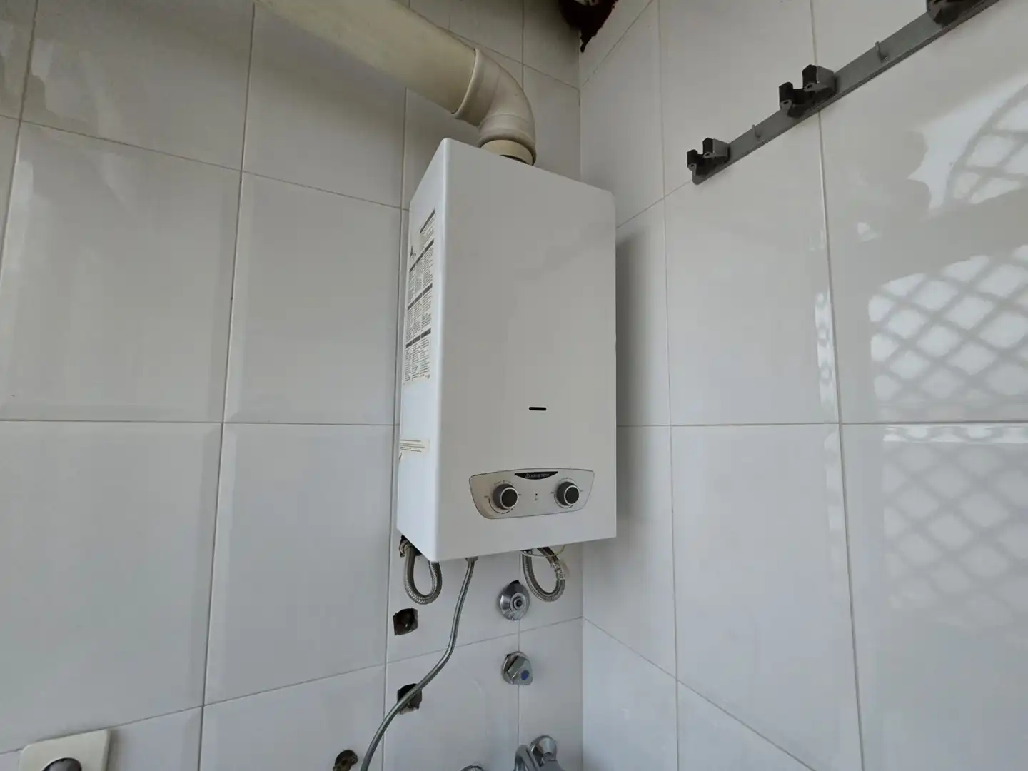Bany de Pis en venda en Motril amb Aire condicionat, Terrassa i Moblat