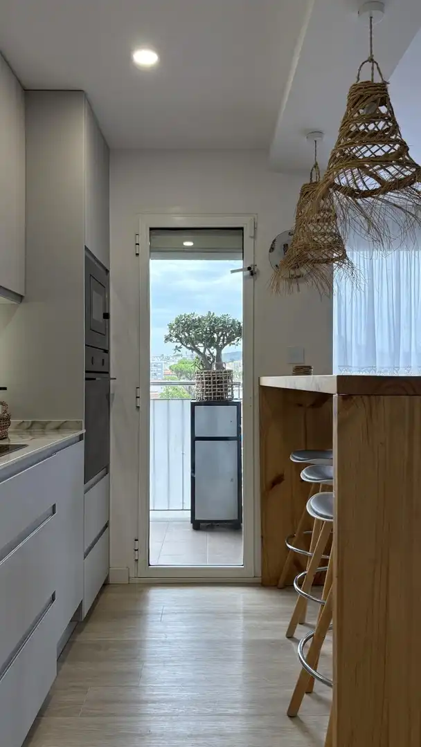 Appartement compact avec piscine à vendre à Els Pins, imagen 2