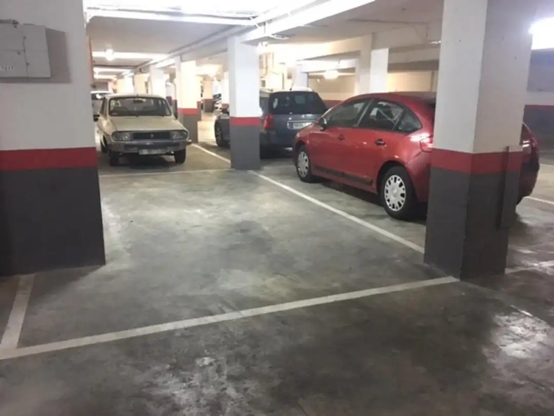 Parking de Garaje en venta en  Pamplona / Iruña