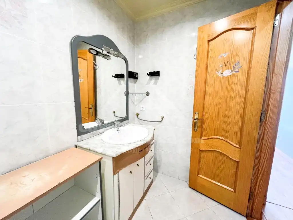 Baño de Piso en venta en Ferreries con Aire acondicionado y Terraza