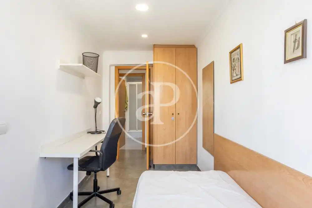 Bedroom of Flat for rent in Valencia  with Heating, Furnished and Balcony
