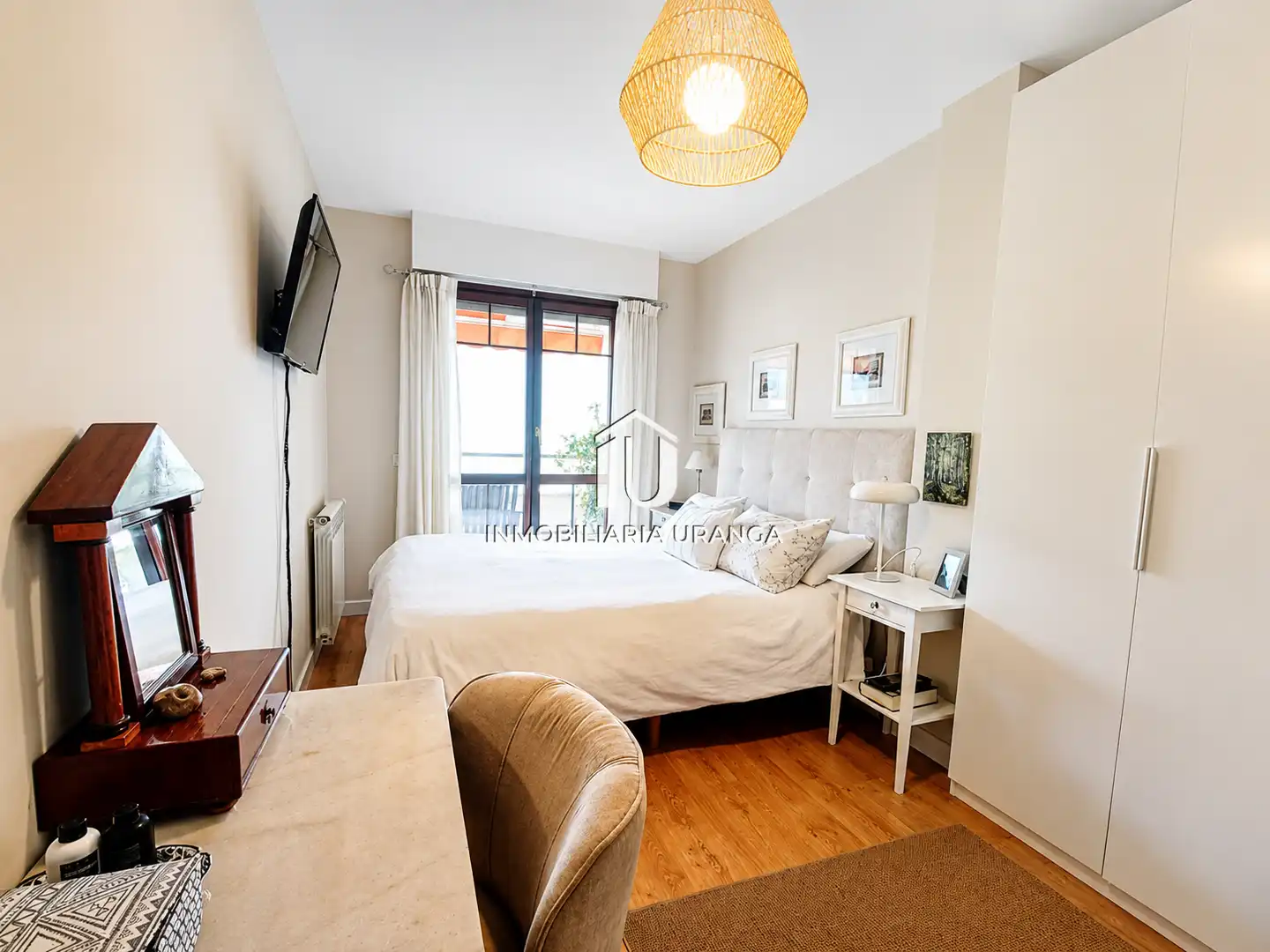 Habitación de Piso en venta en Limpias con Calefacción, Terraza y Piscina comunitaria
