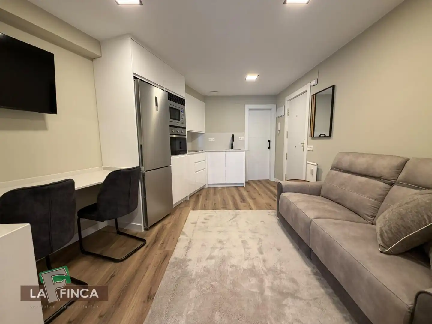 Apartamento de alquiler en Milán - Pumarín - Teatinos