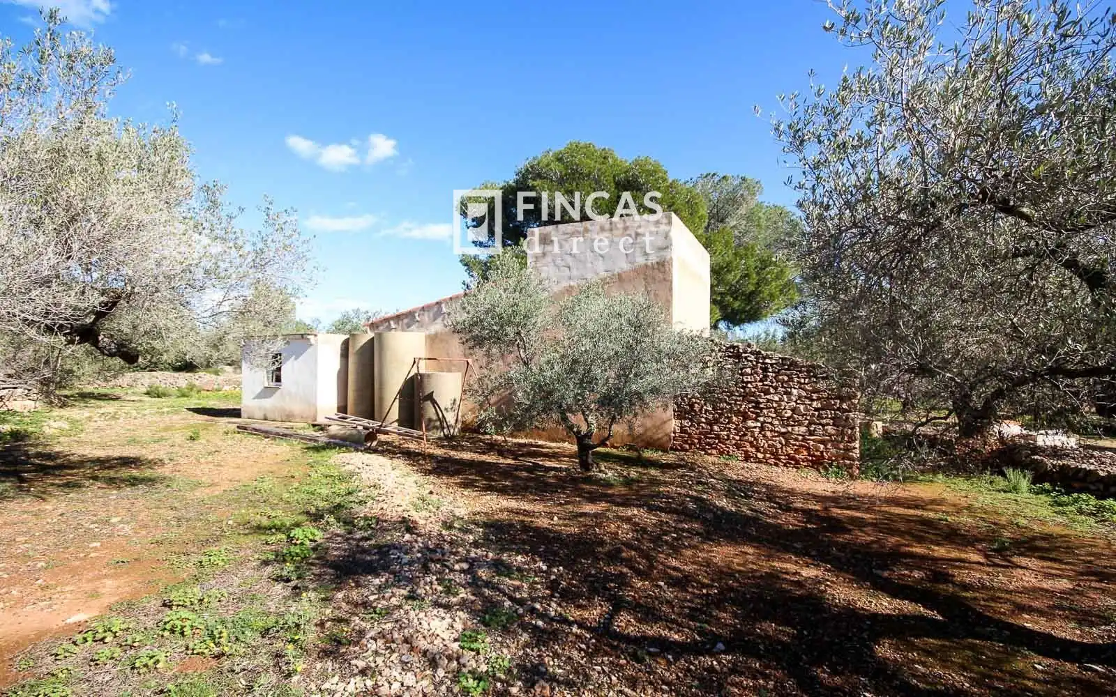 Vista exterior de Finca rústica en venda en Camarles amb Terrassa i Moblat