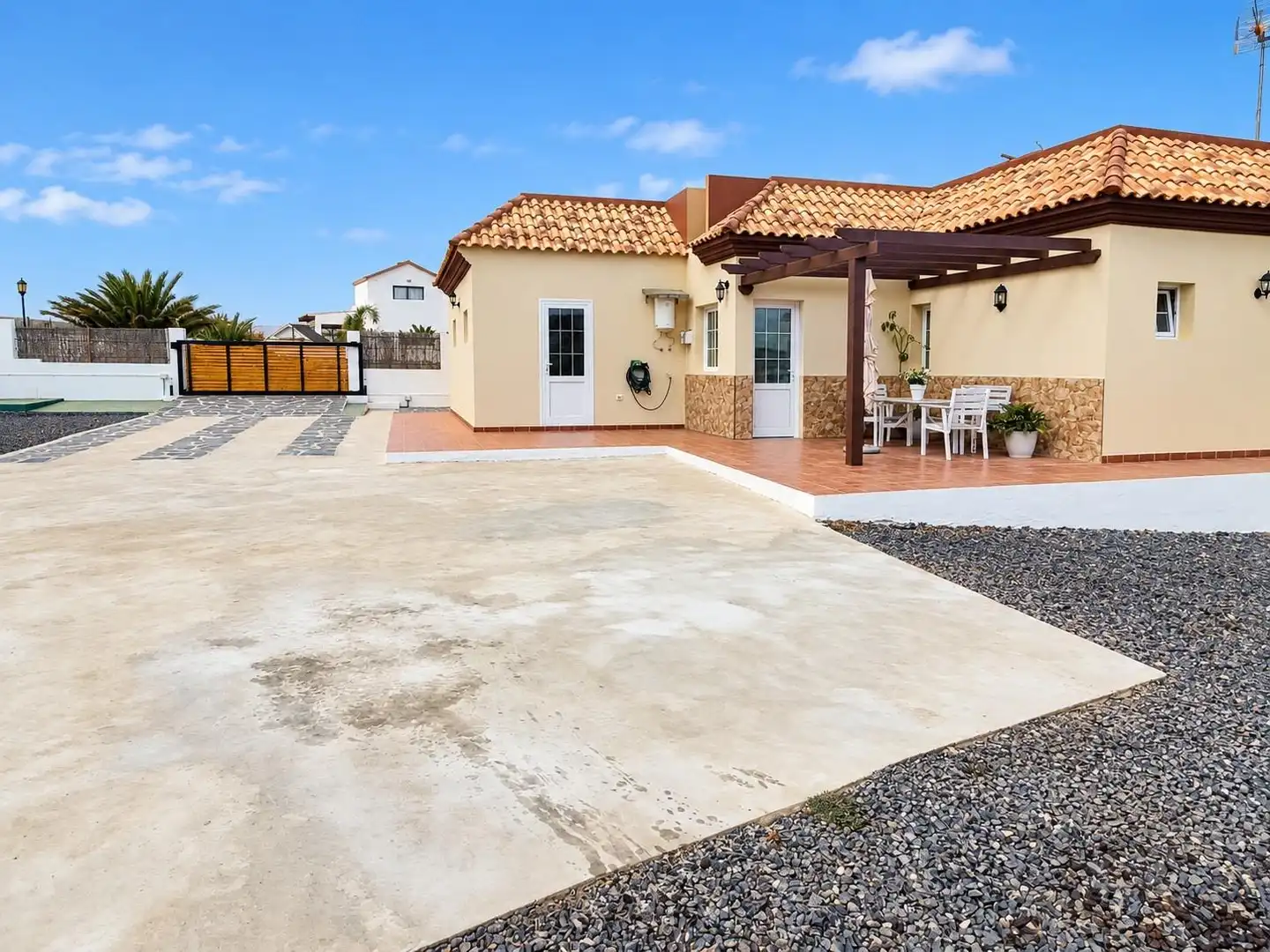 Detached house with pool for sale in CL VALDIVIA, imagen 42