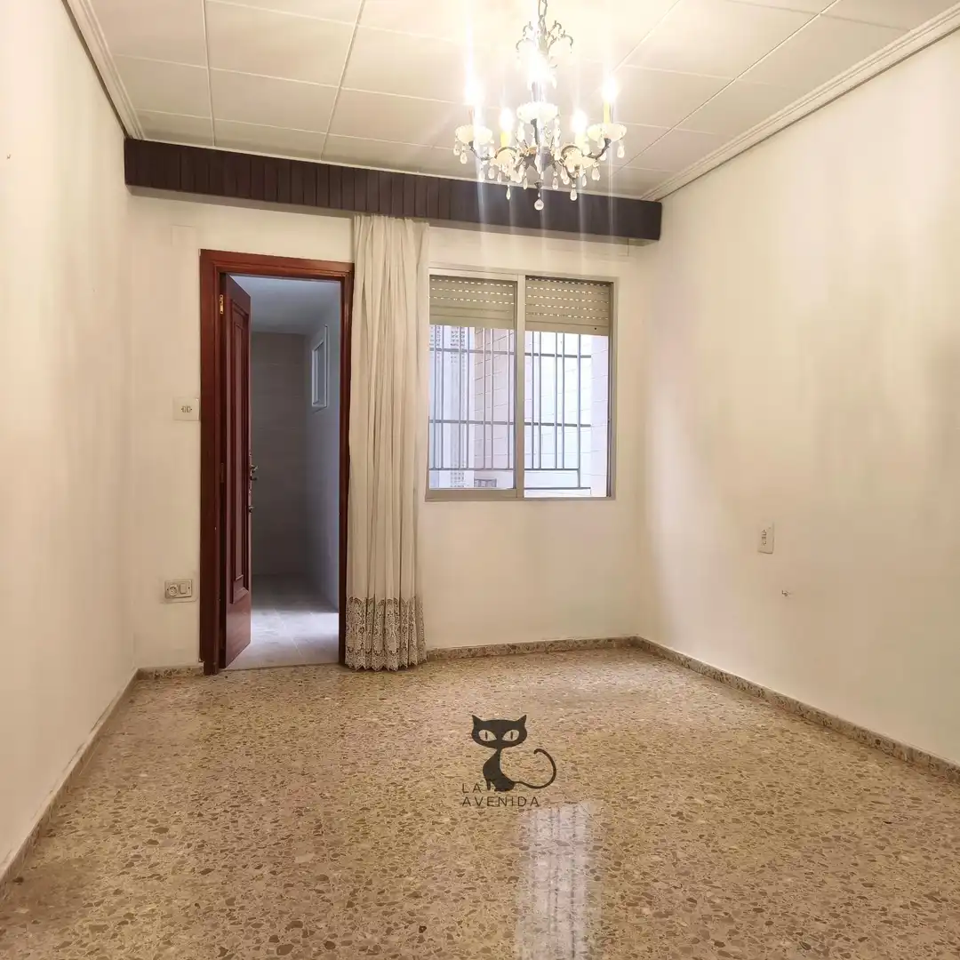 Dormitori de Apartament en venda en Catarroja amb Terrassa i Traster