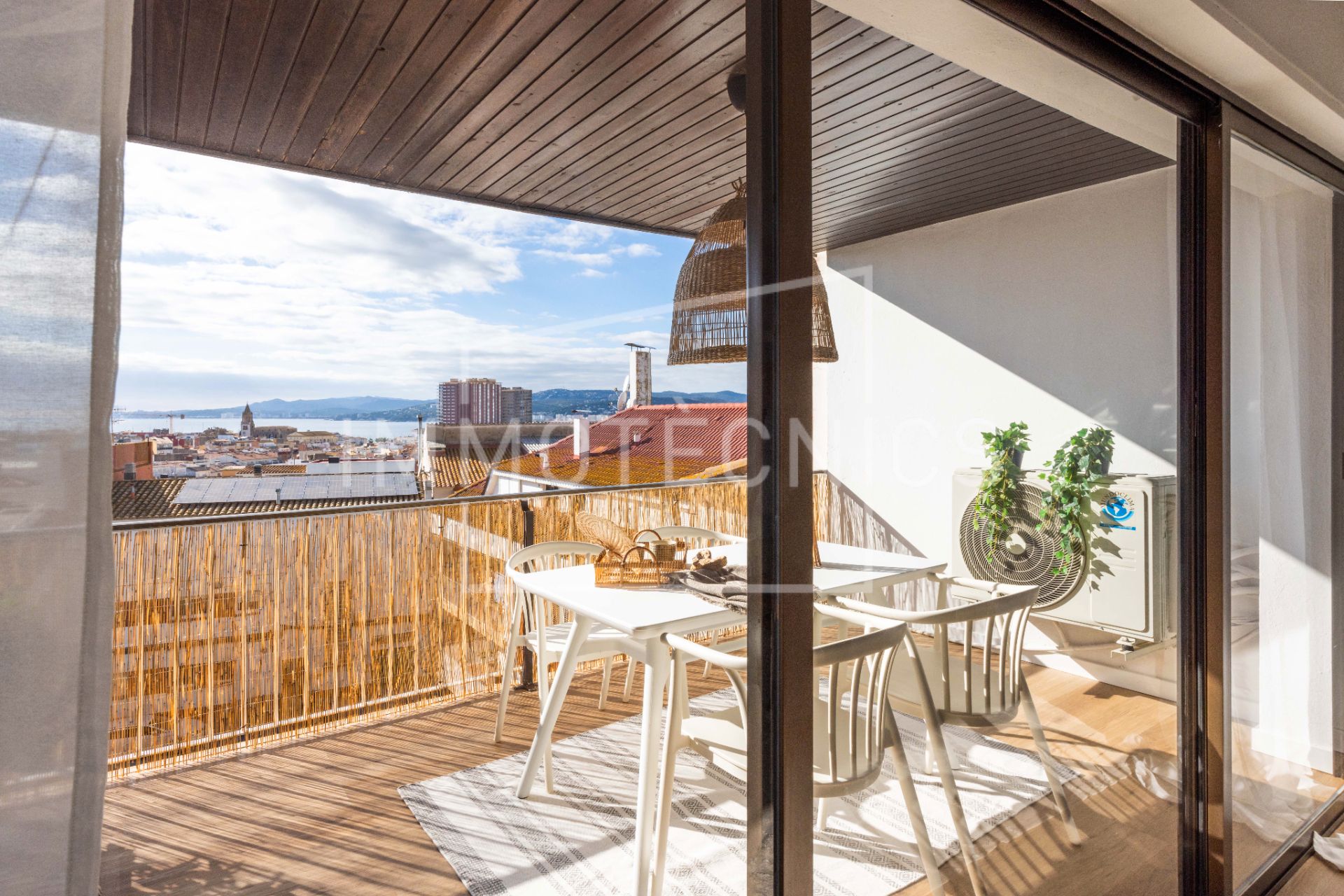 Terrassa de Pis en venda en Palamós amb Aire condicionat, Calefacció i Parquet