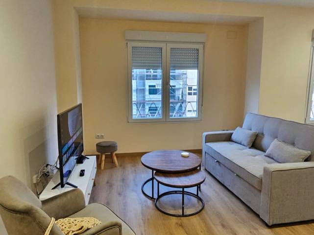 Piso en Alquiler en Ensanche - Diputación