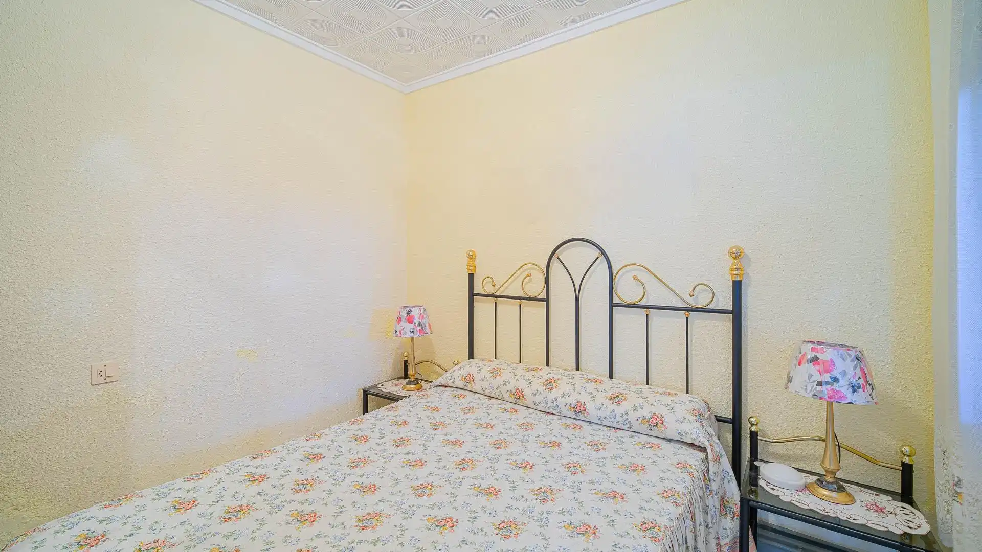Habitación de Casa o chalet en venta en Torrevieja con Jardín privado, Terraza y Trastero
