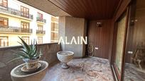 Exterior view of Flat for sale in  Valencia Capital  with Balcony