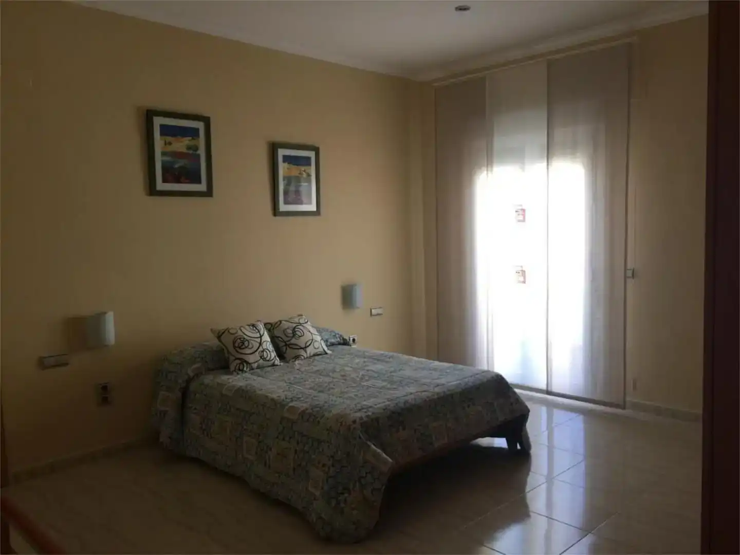 Habitación de Piso en venta en Cantillana con Aire acondicionado y Balcón