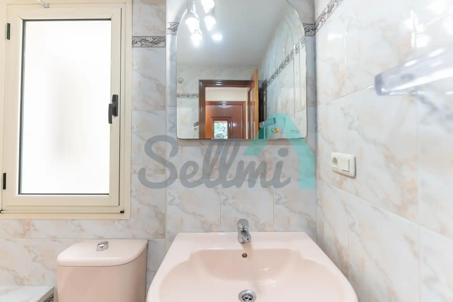 Badezimmer von Wohnung zum Verkauf in Oviedo  mit Heizung, Parkett und Terrasse