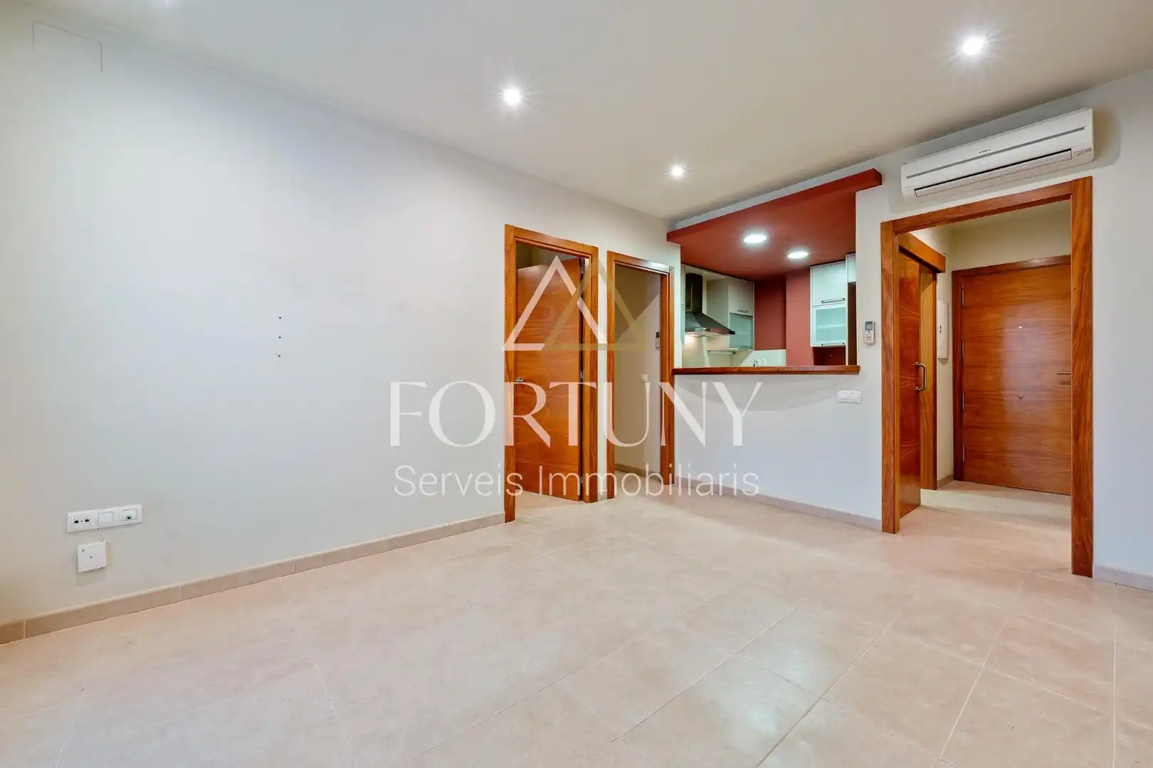 Vista exterior de Piso en venta en Reus