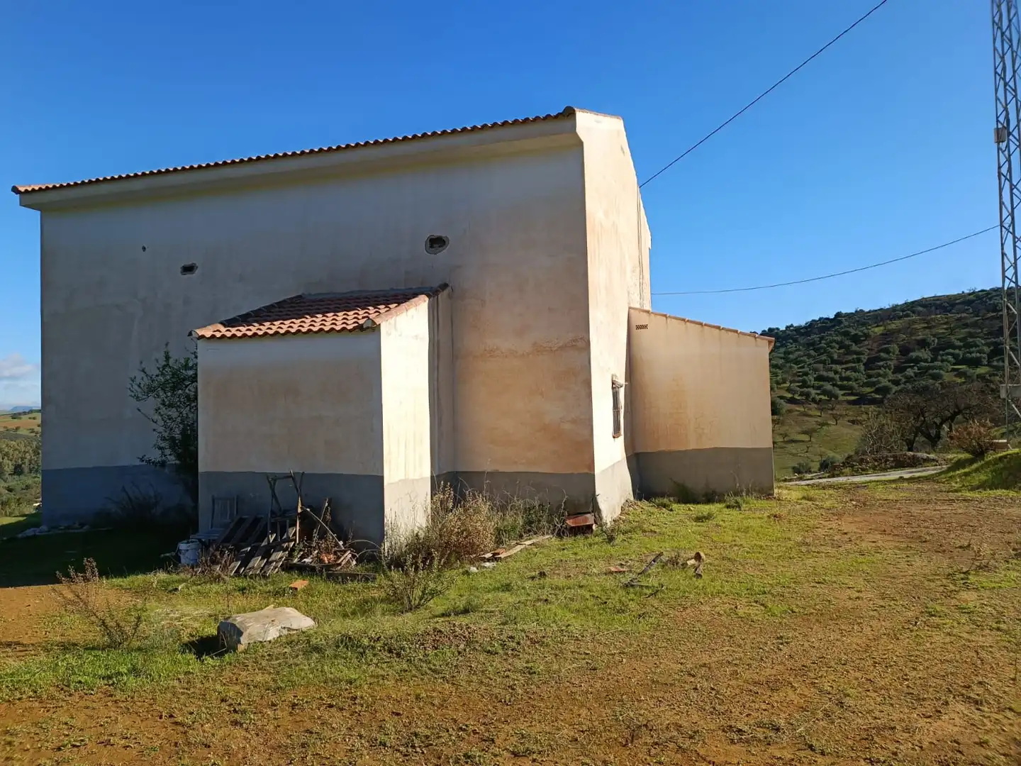 Exterior view of Houses for sale in Guaro  with Terrace, Storage room and Furnished