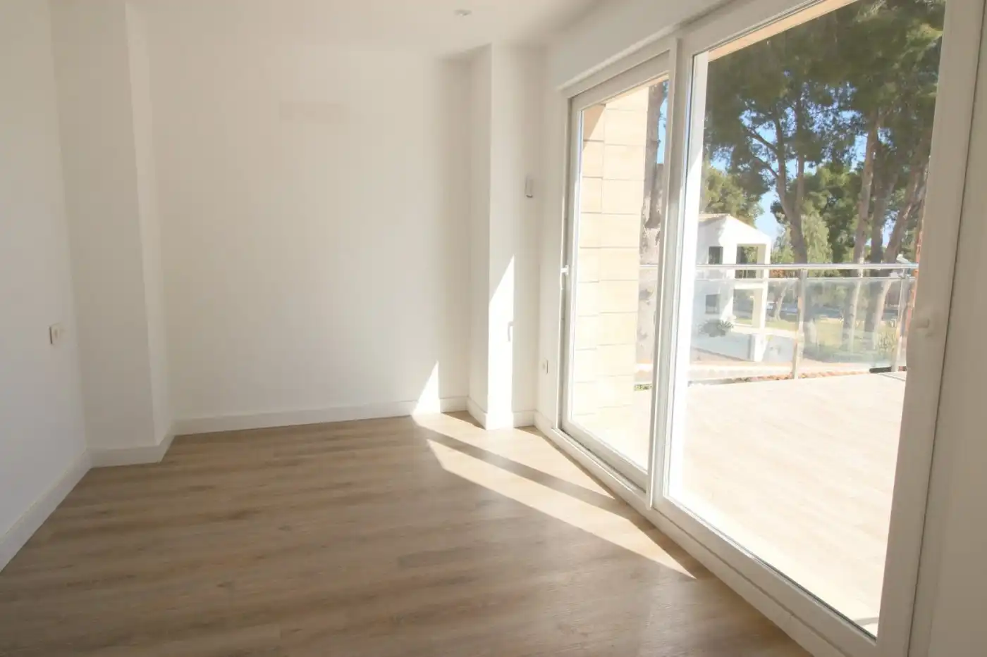 Habitación de Casa o chalet en venta en La Nucia con Aire acondicionado, Calefacción y Jardín privado