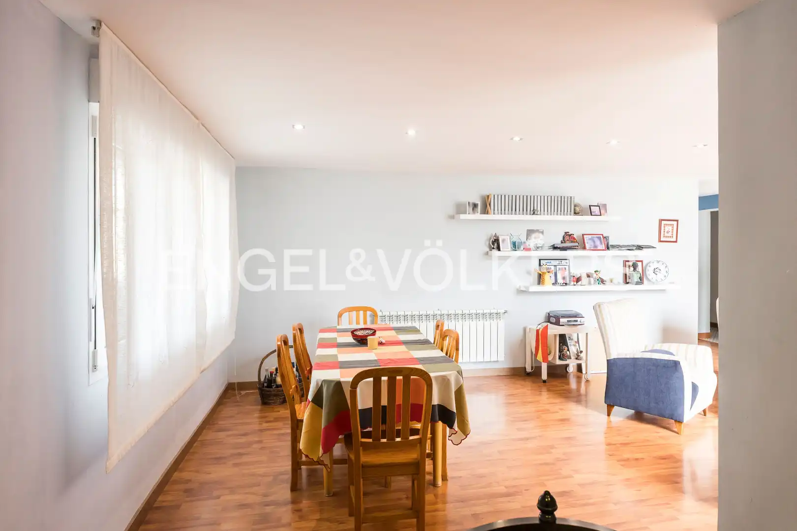 Sala d'estar de Casa o xalet en venda en Alpedrete amb Calefacció, Jardí privat i Terrassa