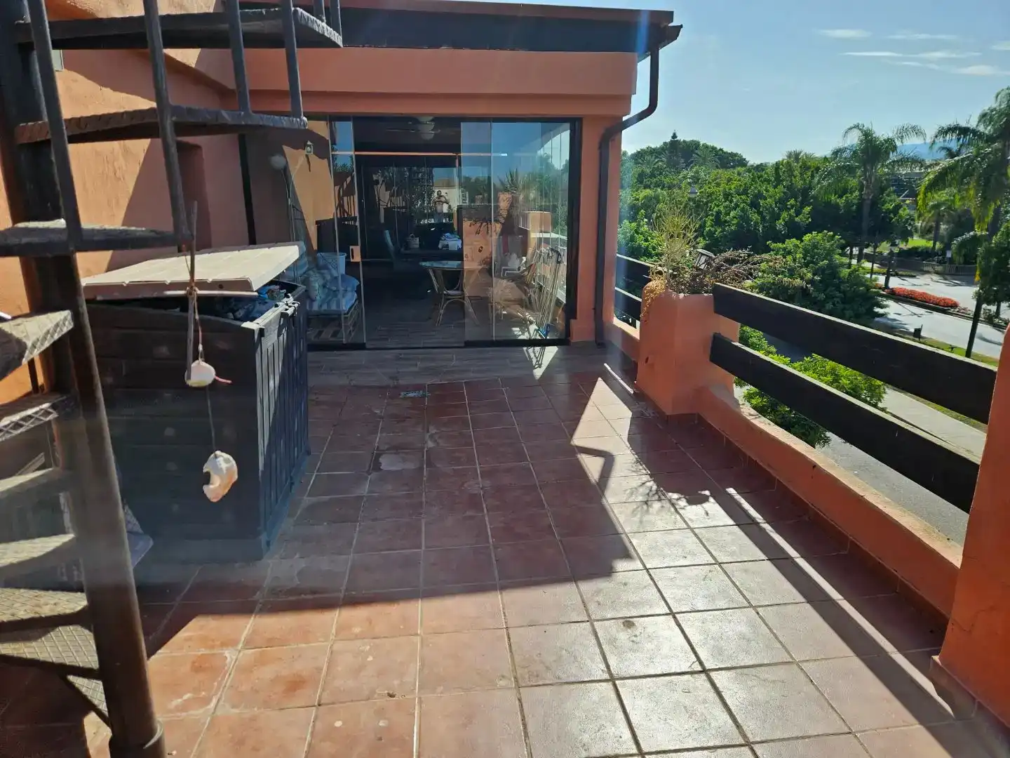 Terrassa de Pis en venda en Estepona amb Aire condicionat, Calefacció i Jardí privat