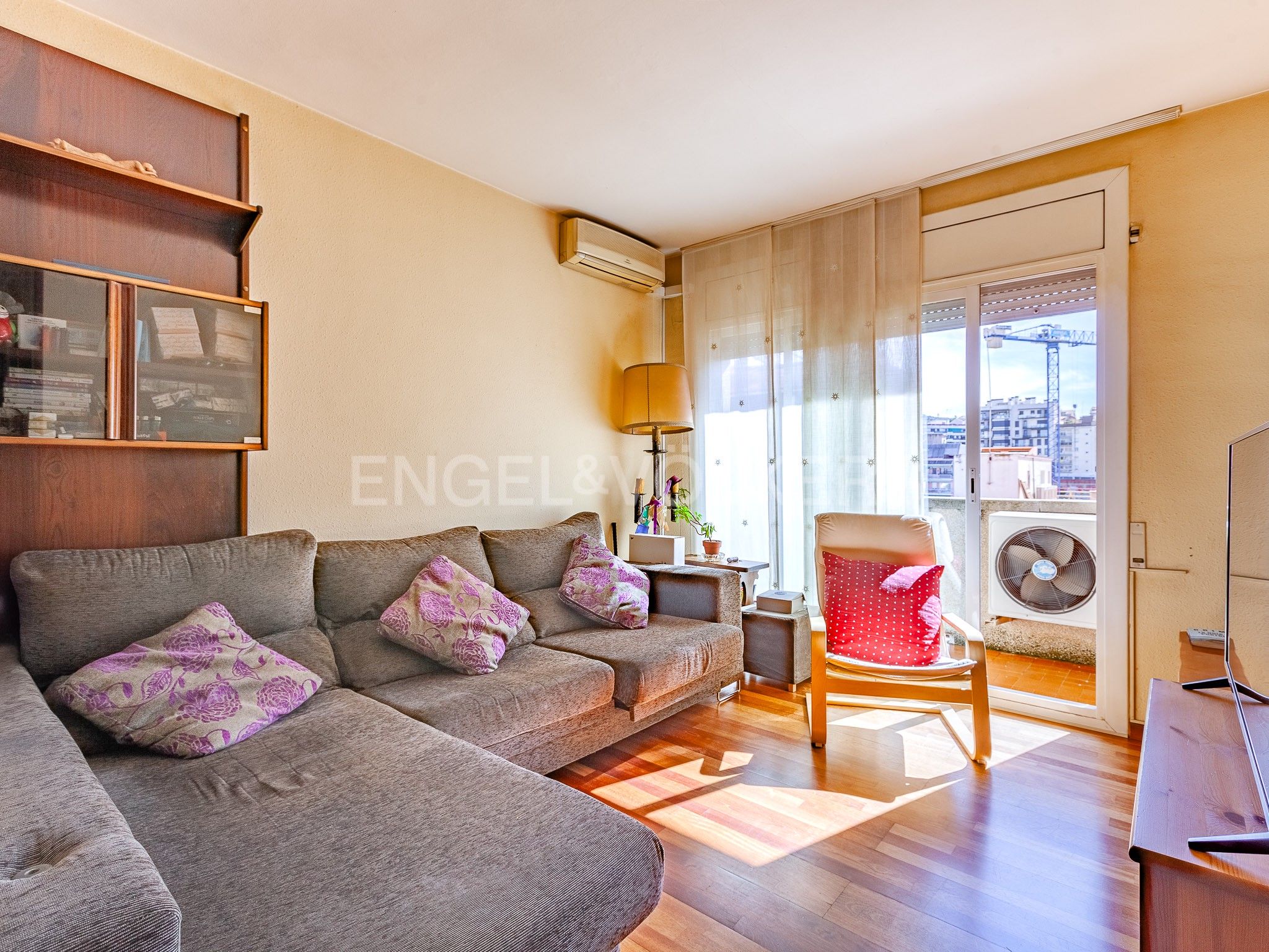 Living room of Apartment for sale in Granollers  with Air Conditioner, Heating and Balcony