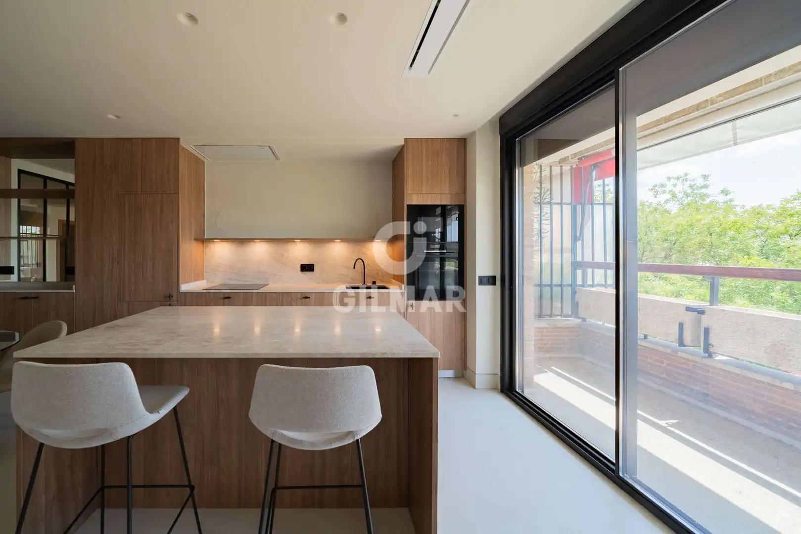 Kitchen of Flat for sale in Madrid  with Heating, Furnished and Balcony