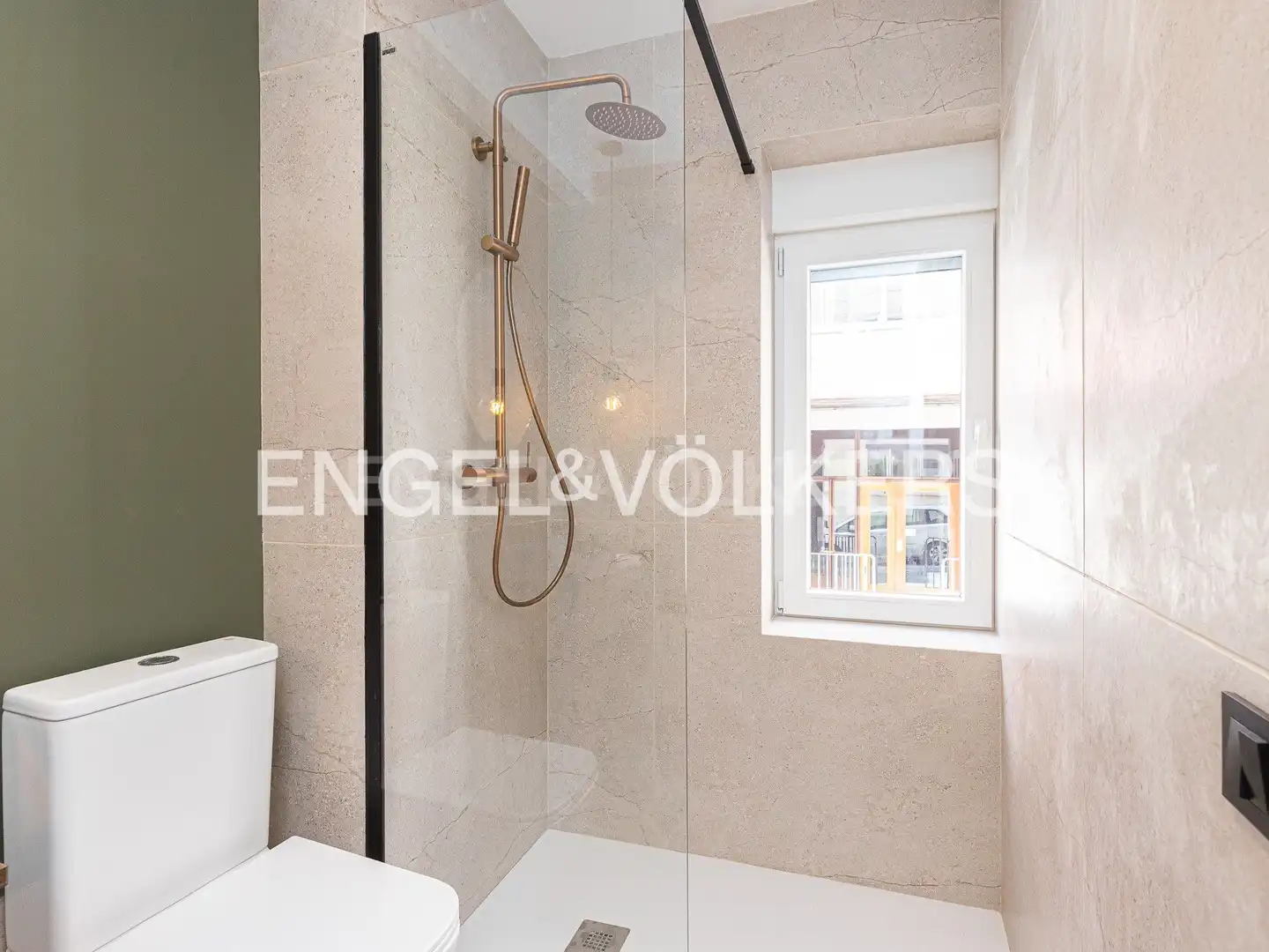 Baño de Piso en venta en Barcelona con Aire acondicionado, Calefacción y Parquet