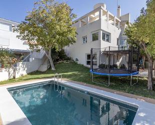 Swimming pool of House or chalet for sale in  Granada Capital  with Air Conditioner, Heating and Private garden