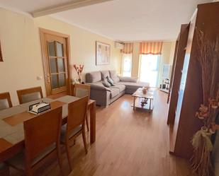 Living room of Flat for sale in Parla  with Air Conditioner, Heating and Private garden