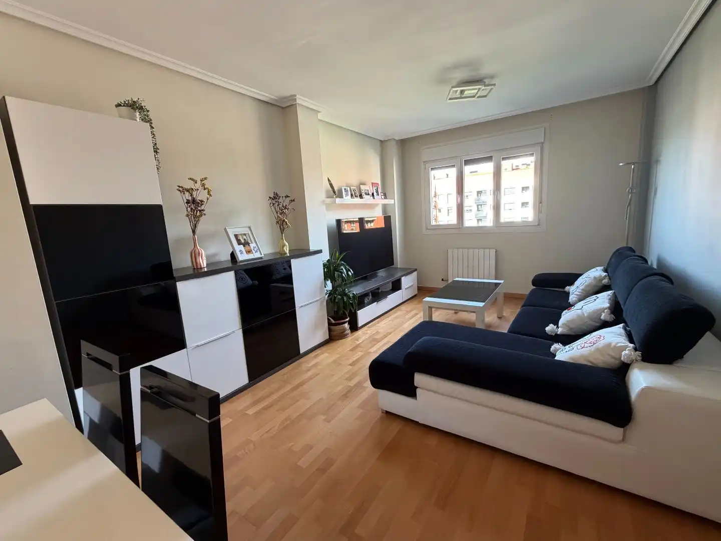 Living room of Flat for sale in Miranda de Ebro  with Balcony
