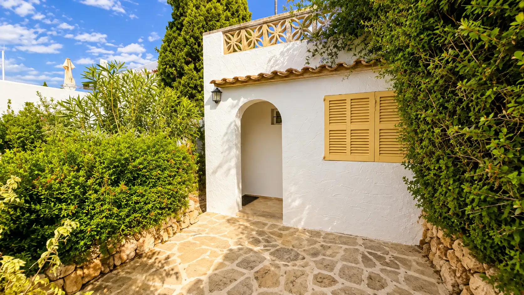Detached house with terrace for sale in Carrer Baixada al Port 8, imagen 11