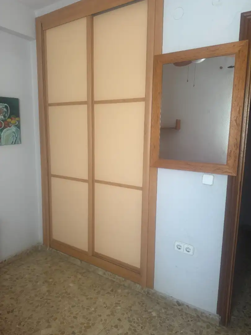 Bedroom of Flat for sale in Sevilla  with Air Conditioner, Terrace and Storage room