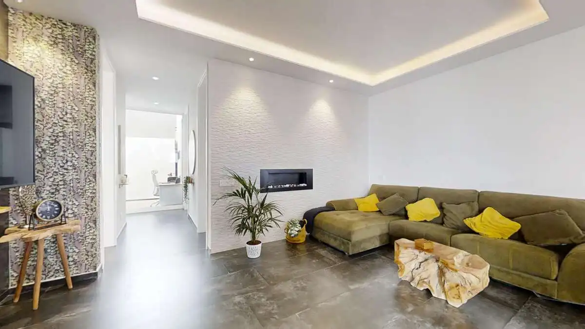 Sala d'estar de Casa o xalet en venda en San Bartolomé amb Moblat