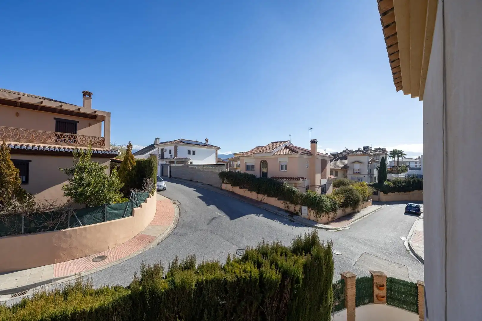 Vista exterior de Casa o chalet en venta en Alhendín con Calefacción, Jardín privado y Terraza