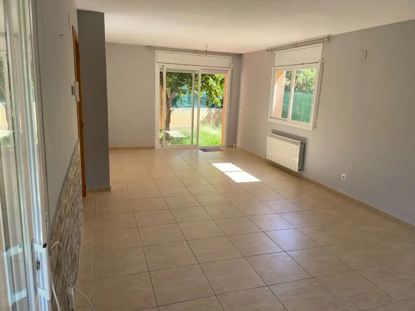 Sala d'estar de Casa o xalet en venda en Vinyols i els Arcs