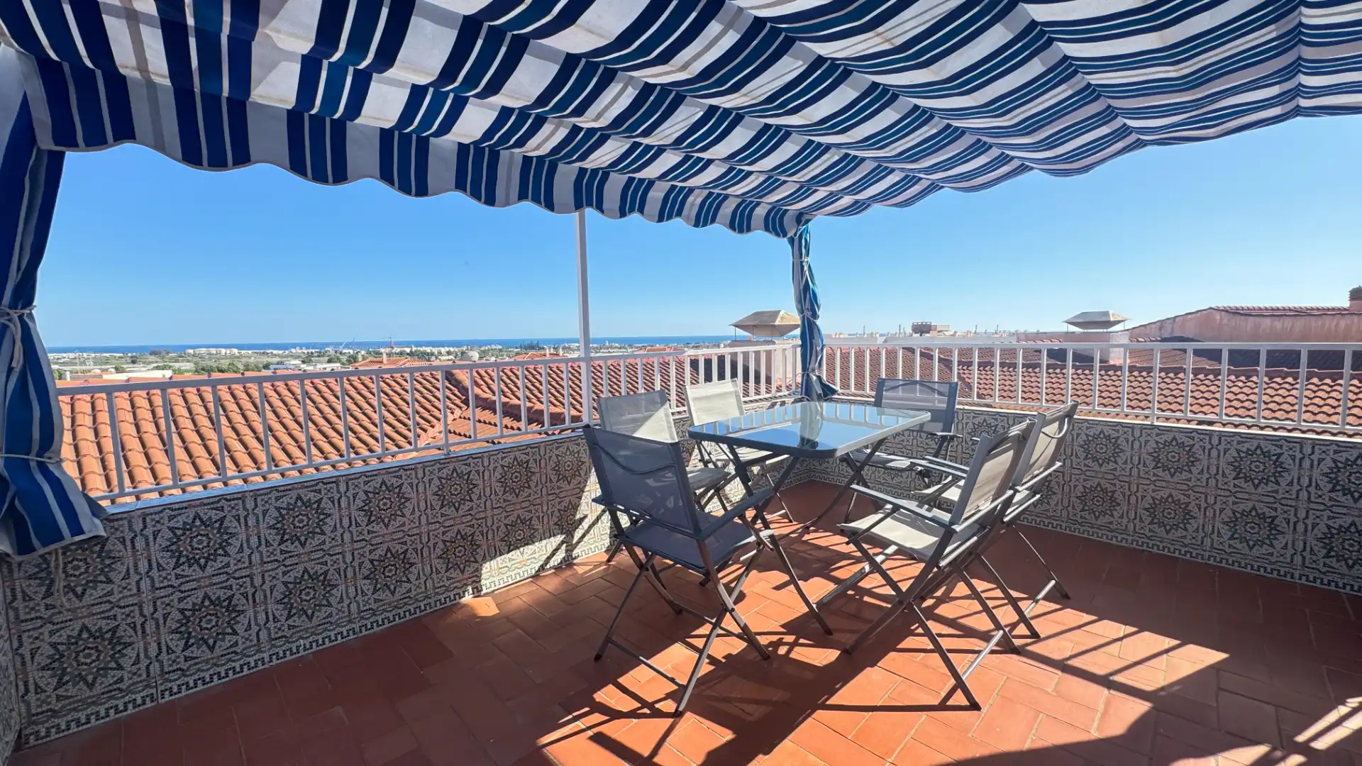Terrasse von Wohnung zur Miete in Motril mit Klimaanlage, Parkett und Terrasse