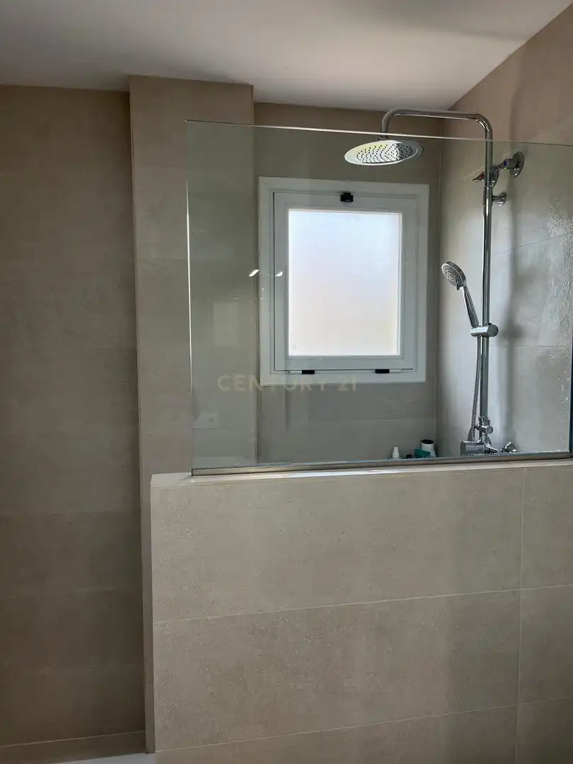 Bathroom of Apartments for rent in Dénia  with Community pool