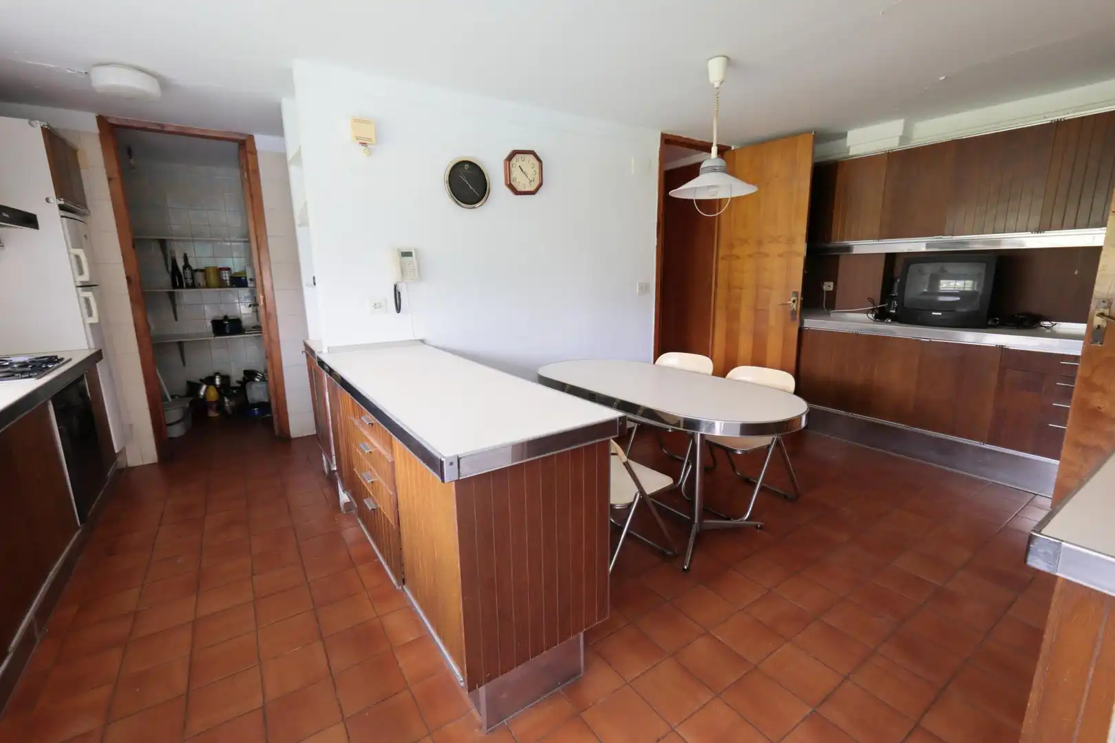Cocina de Casa adosada en venta en O Barco de Valdeorras   con Calefacción, Piscina y Balcón