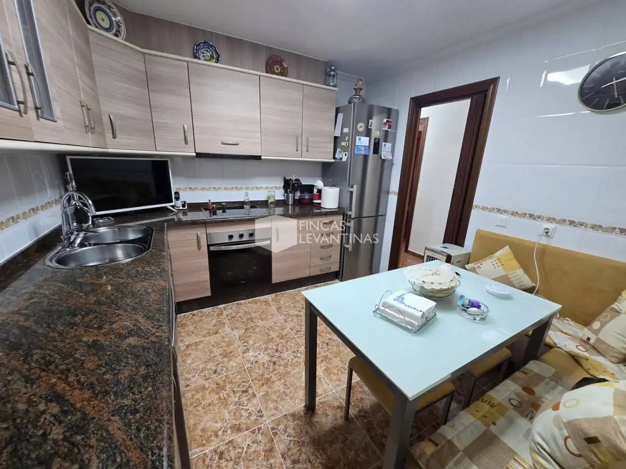 Cuina de Pis en venda en San Vicente del Raspeig / Sant Vicent del Raspeig amb Moblat, Balcó i Piscina comunitària