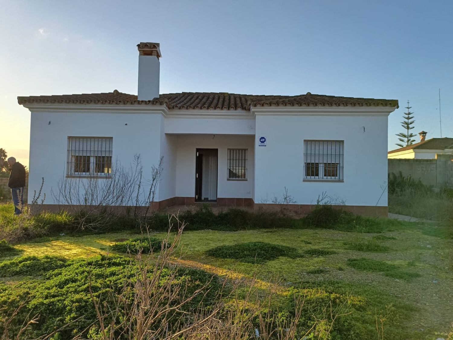 Vista exterior de Casa o xalet en venda en Chiclana de la Frontera