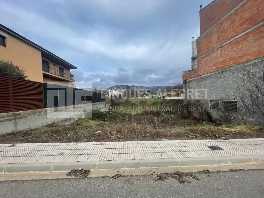 Terreno residencial en venta en Calle President Tarradelles, imagen 2